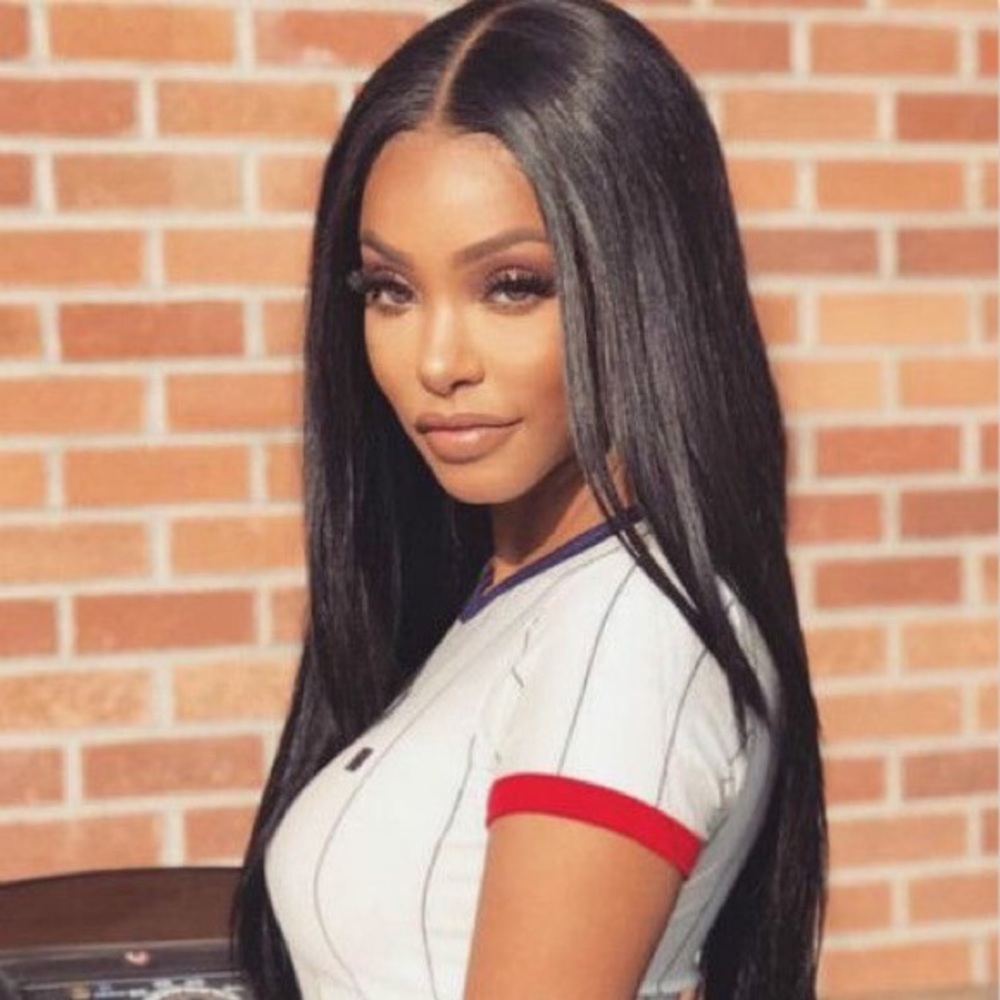 💜KAMORA K. 22” STRAIGHT YAKI Lace Front Wig💜*NWT - Picture 1 of 8